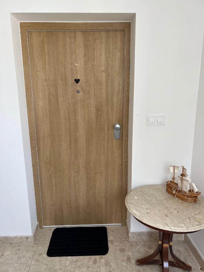 Sven Apartment *